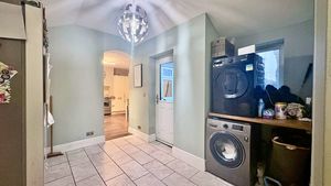 Photo 17- click for photo gallery